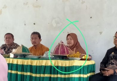 Plt. Kepsek SMPN 3 PolSel Rakor Bersama Guru dan Komite